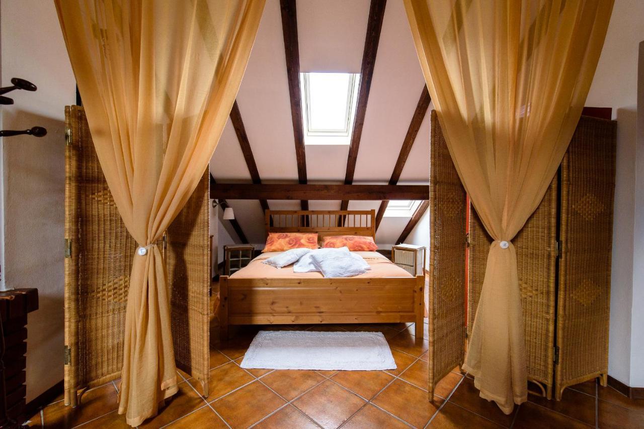 B&B Al Parco Volano Exterior photo